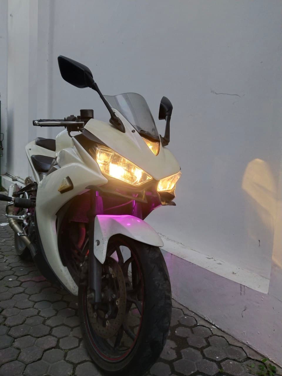 Yamaha R25 2016